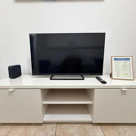 Piso En El Centro Del Apartamento *